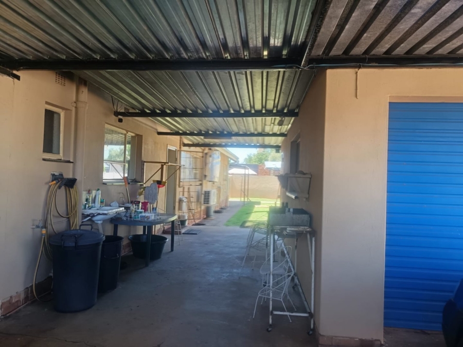 3 Bedroom Property for Sale in Carters Glen Northern Cape